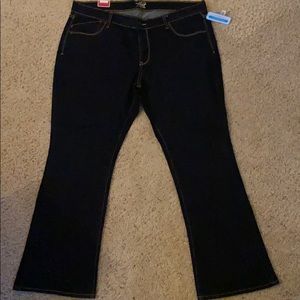 Old Navy -the Flirt Jeans -16 short